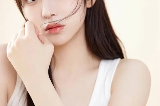 假农技专家“割韭菜”：虚假人设、违规带货坑农骗局正上演