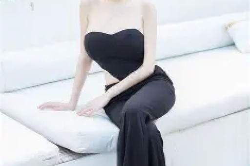 网红司晓迪直播骂白鹿素颜普通、媚男看不起人！评论区翻车连闺蜜都拆台蹭热度翻车最快的一次
